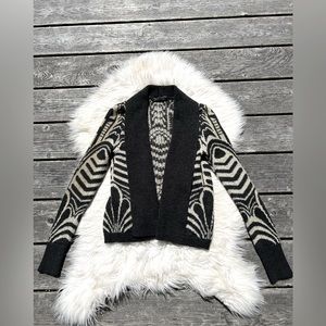 TOPSHOP Cream Gray Tribal Graphic Cardigan Sweater Shacket